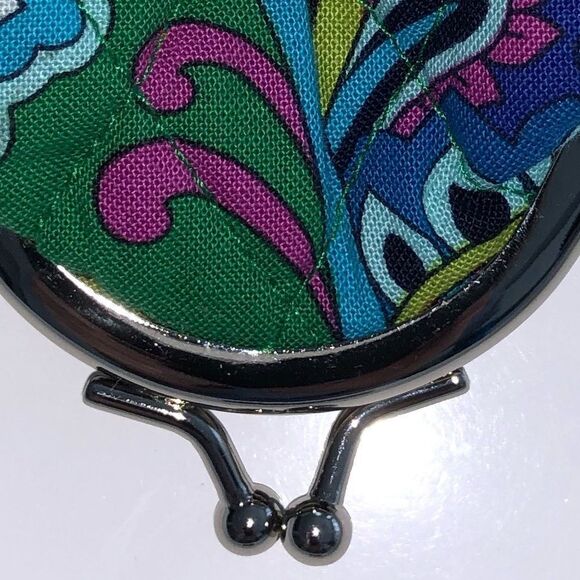 NWOT VERA BRADLEY COIN POUCH - Picture 14 of 16